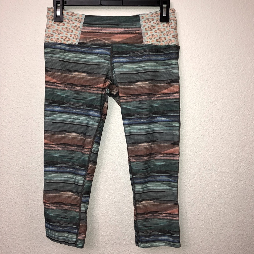 PRANA Printed Capri Leggings in Size Small